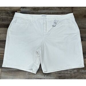 NEW Lane Bryant Womens Boyfriend Fit Bermuda Jean Short White 26 Plus Mid-Rise‎